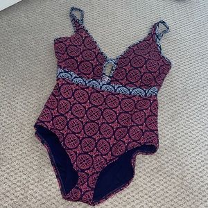 One piece suit